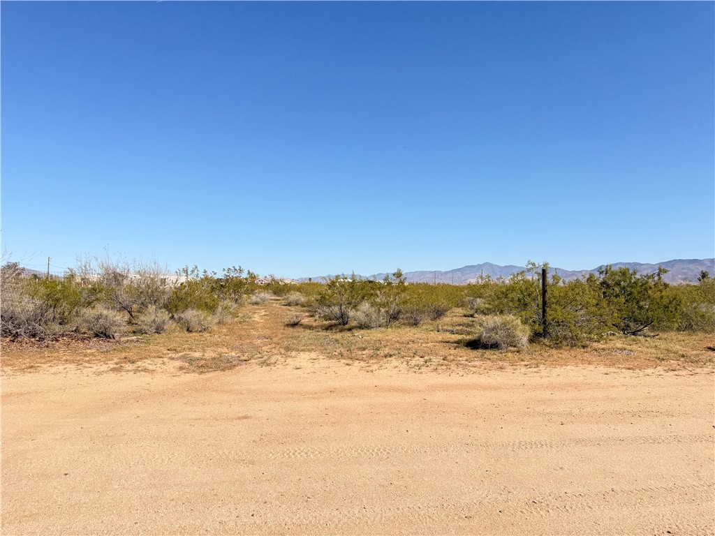 5495 Destiny Way Golden Valley, AZ 86413 - Photo 43 of 48 a view of ocean view and mountain