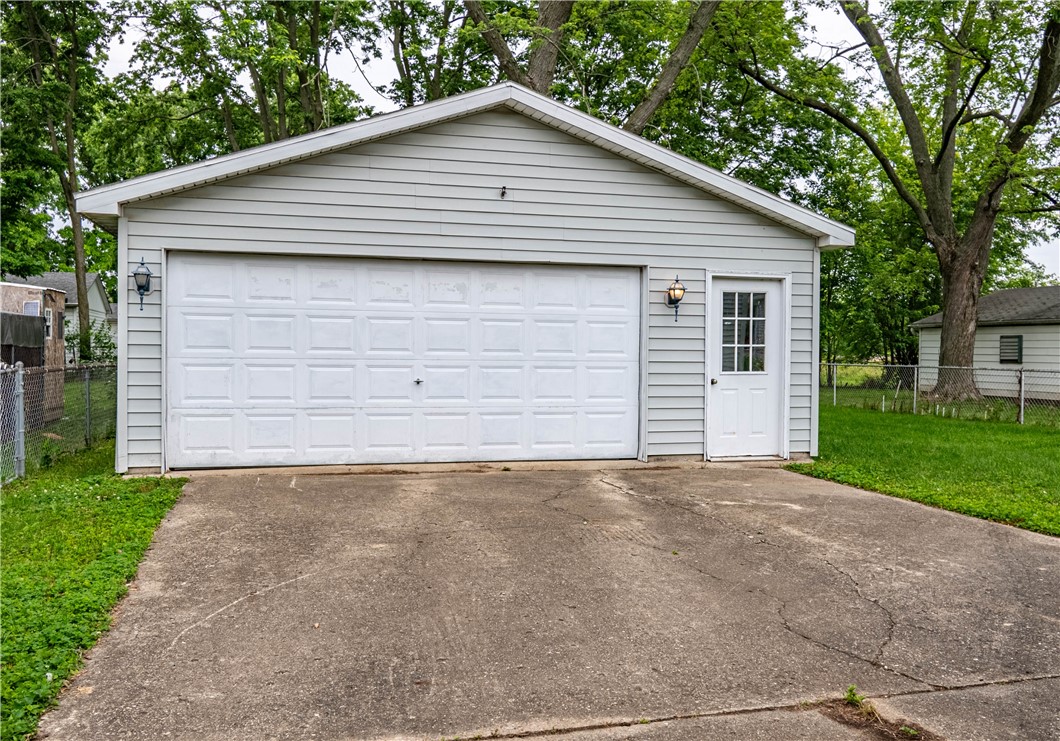 1660 West Garfield Avenue Decatur, IL 62526 - Photo 16 of 18