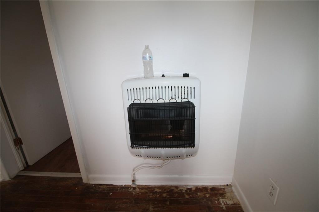 910 West 9th Street Coffeyville, KS 67337 - Photo 8 of 15