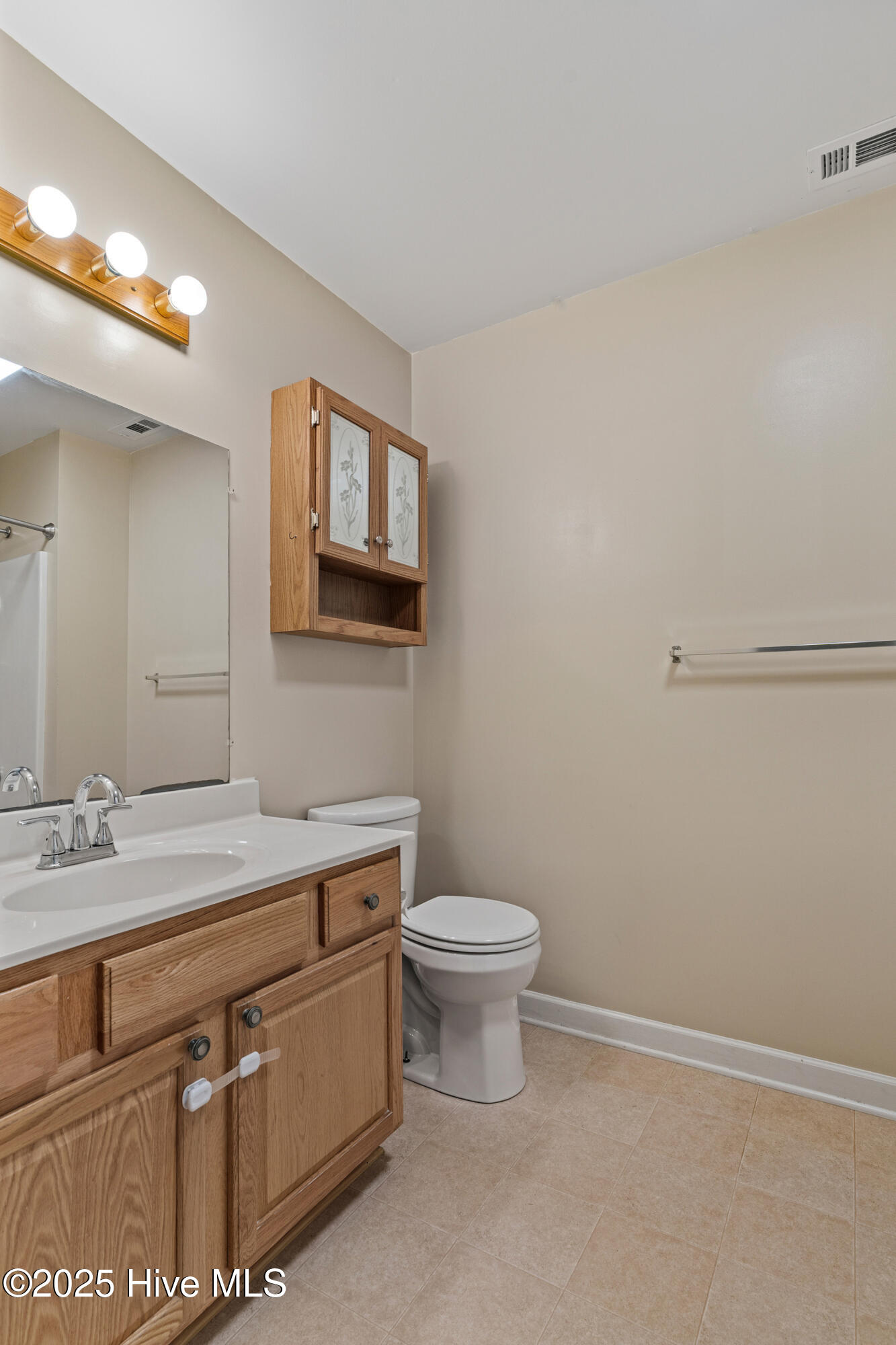 144 Brock Ridge Elizabeth City, NC 27909 - Photo 23 of 51 Guest Bath