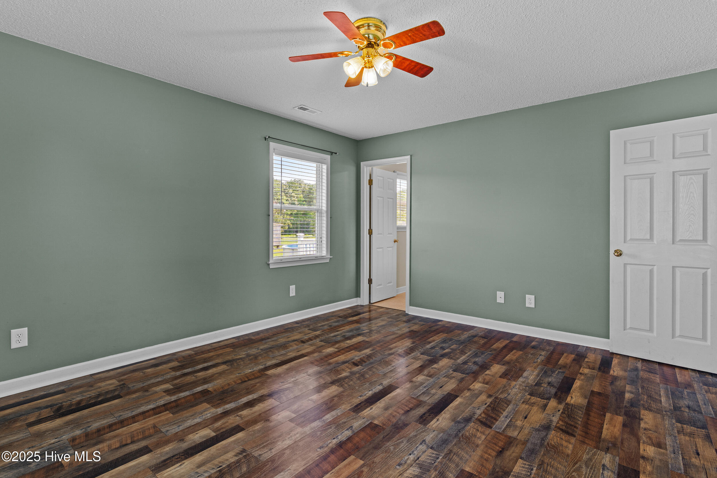 144 Brock Ridge Elizabeth City, NC 27909 - Photo 29 of 51 Primary BR