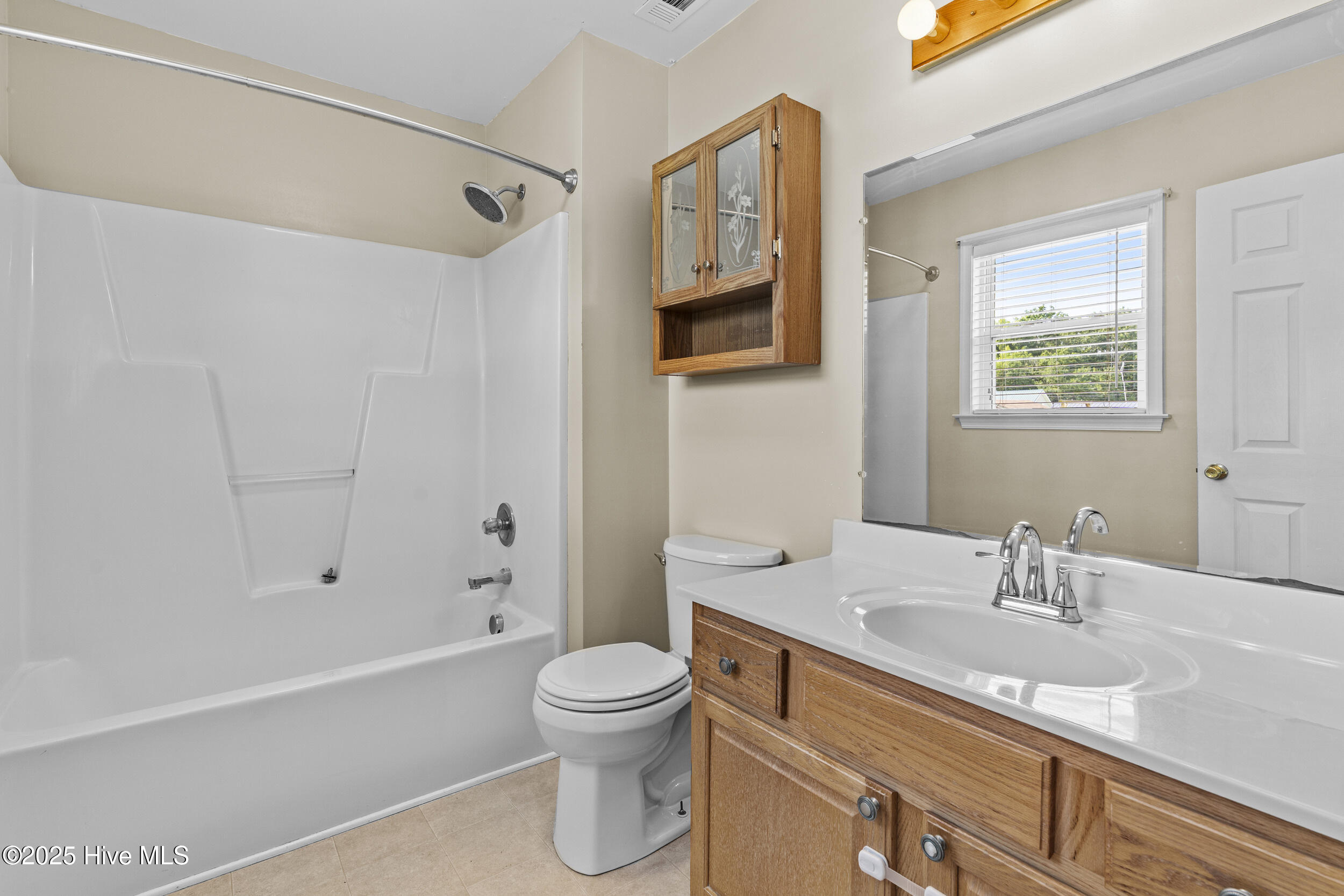 144 Brock Ridge Elizabeth City, NC 27909 - Photo 31 of 51 Primary Bath