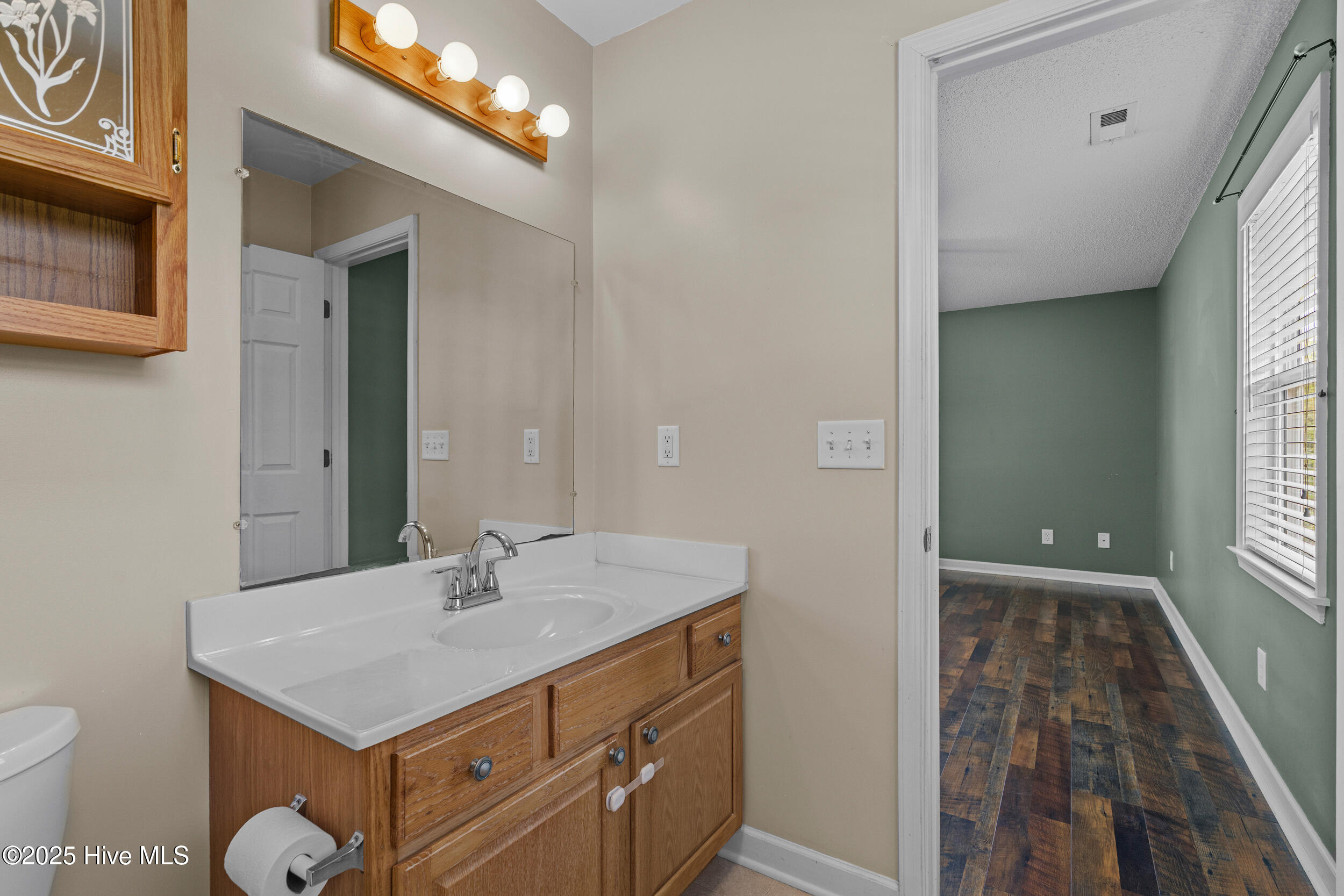 144 Brock Ridge Elizabeth City, NC 27909 - Photo 32 of 51 Primary Bath