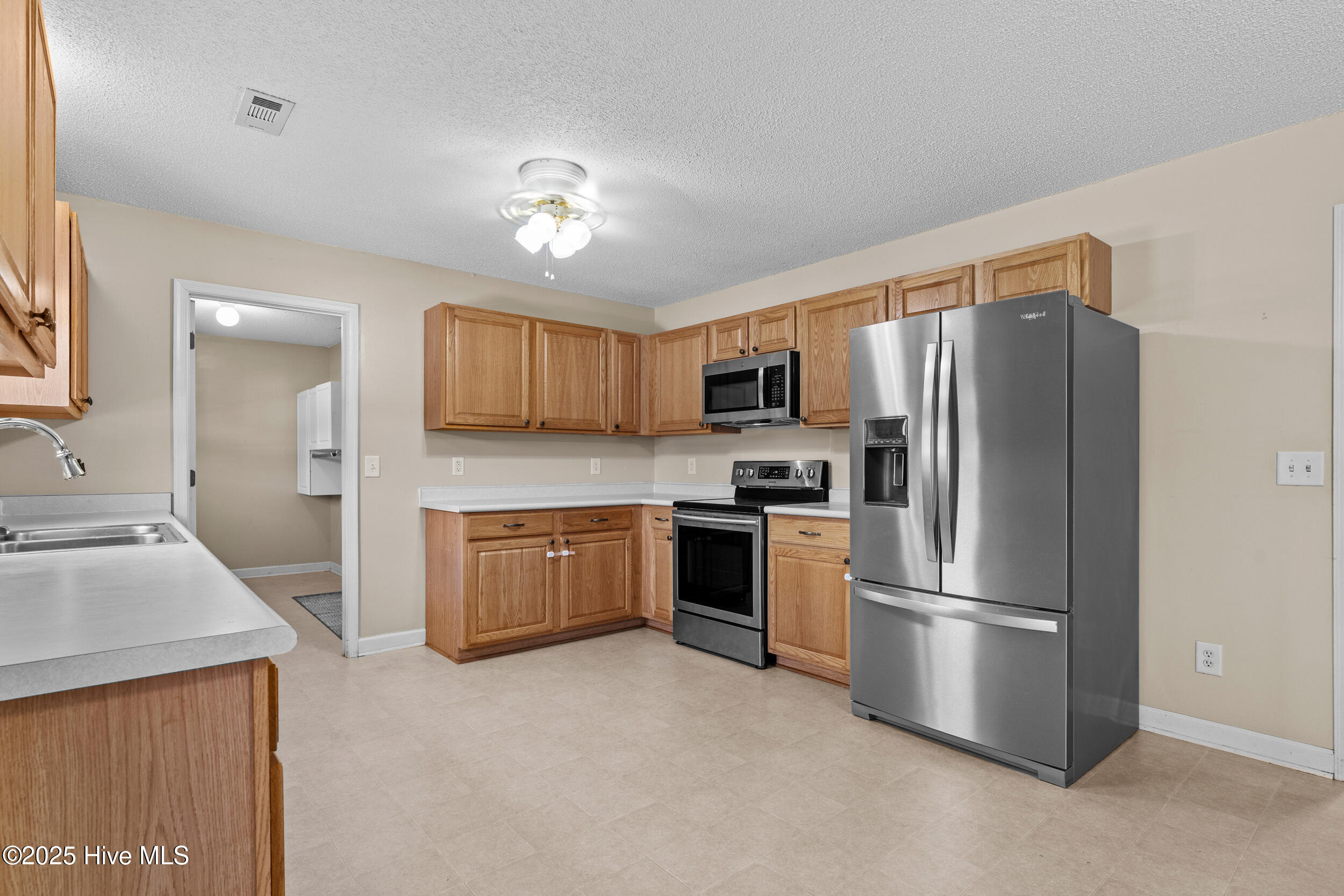 144 Brock Ridge Elizabeth City, NC 27909 - Photo 8 of 51 13_dsc00015