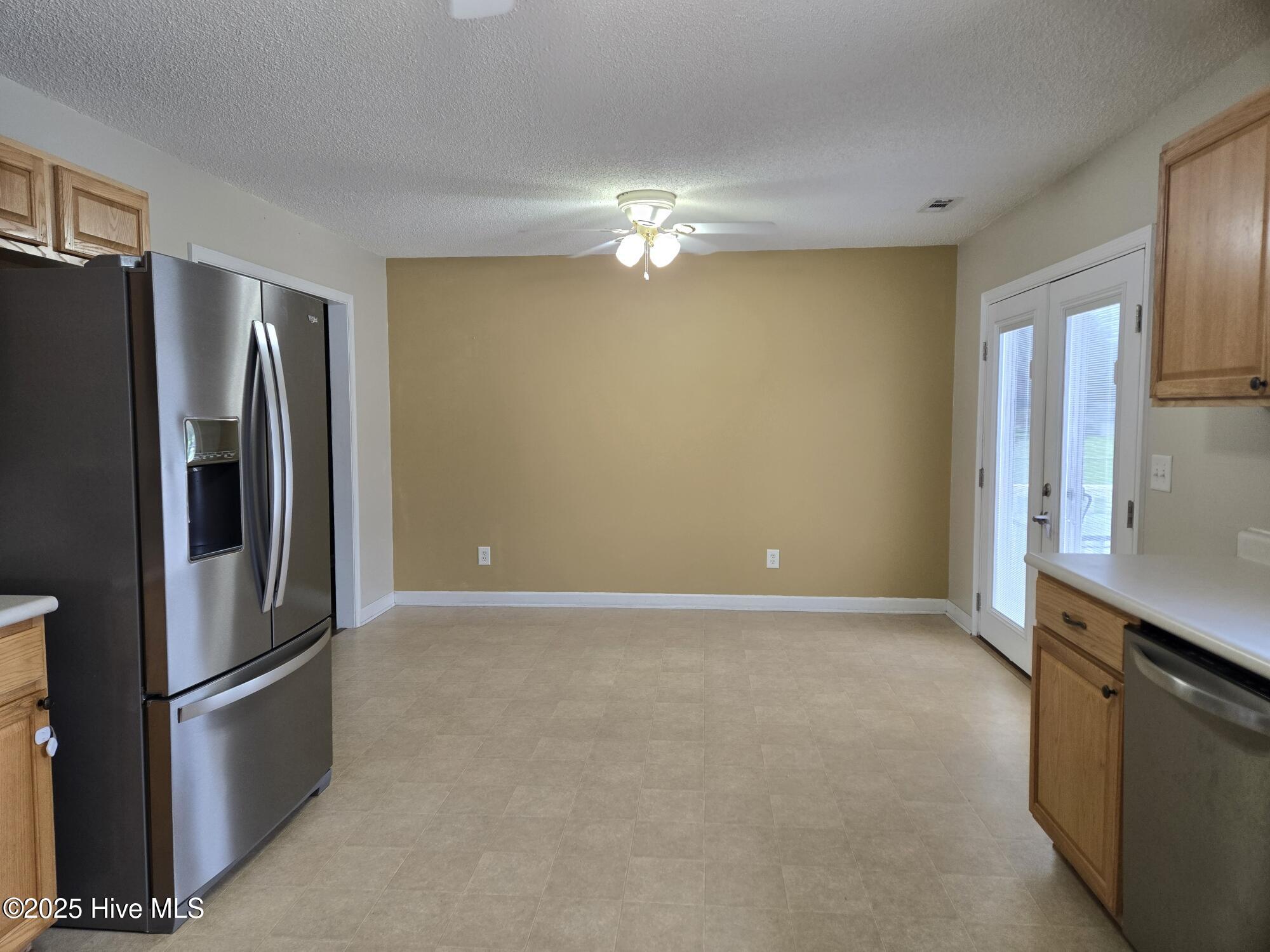 144 Brock Ridge Elizabeth City, NC 27909 - Photo 10 of 51 DINING AREA