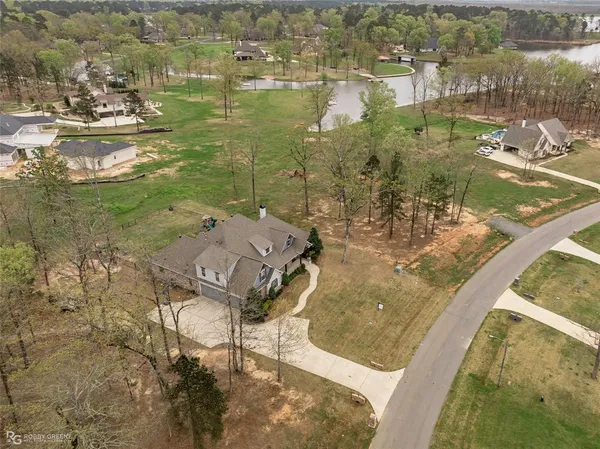 $685,000 | 5107 Waters Edge Drive, Benton, LA 71006