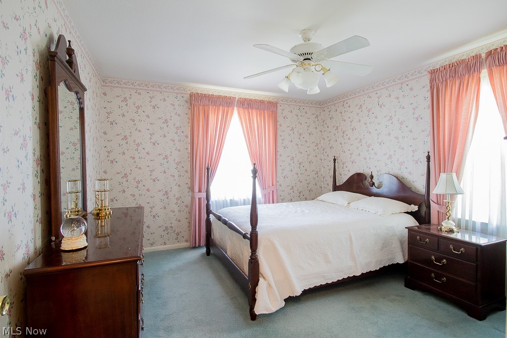 31654 Densmore Road Willowick, OH 44095 - Photo 14 of 25 Master bedroom is spacious for a 5 piece bedroom set