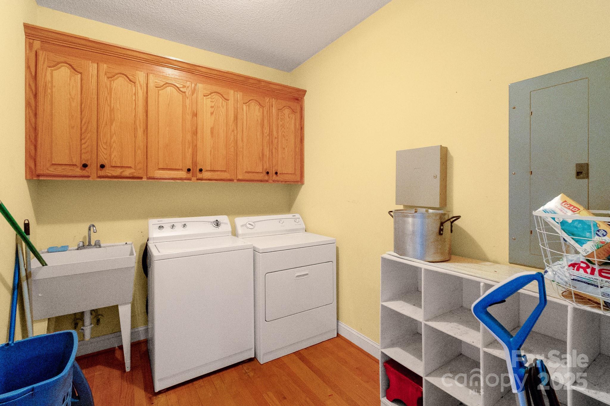 2775 State Rd S-29-285 Lancaster, SC 29720 - Photo 31 of 48 a utility room with dryer and washer