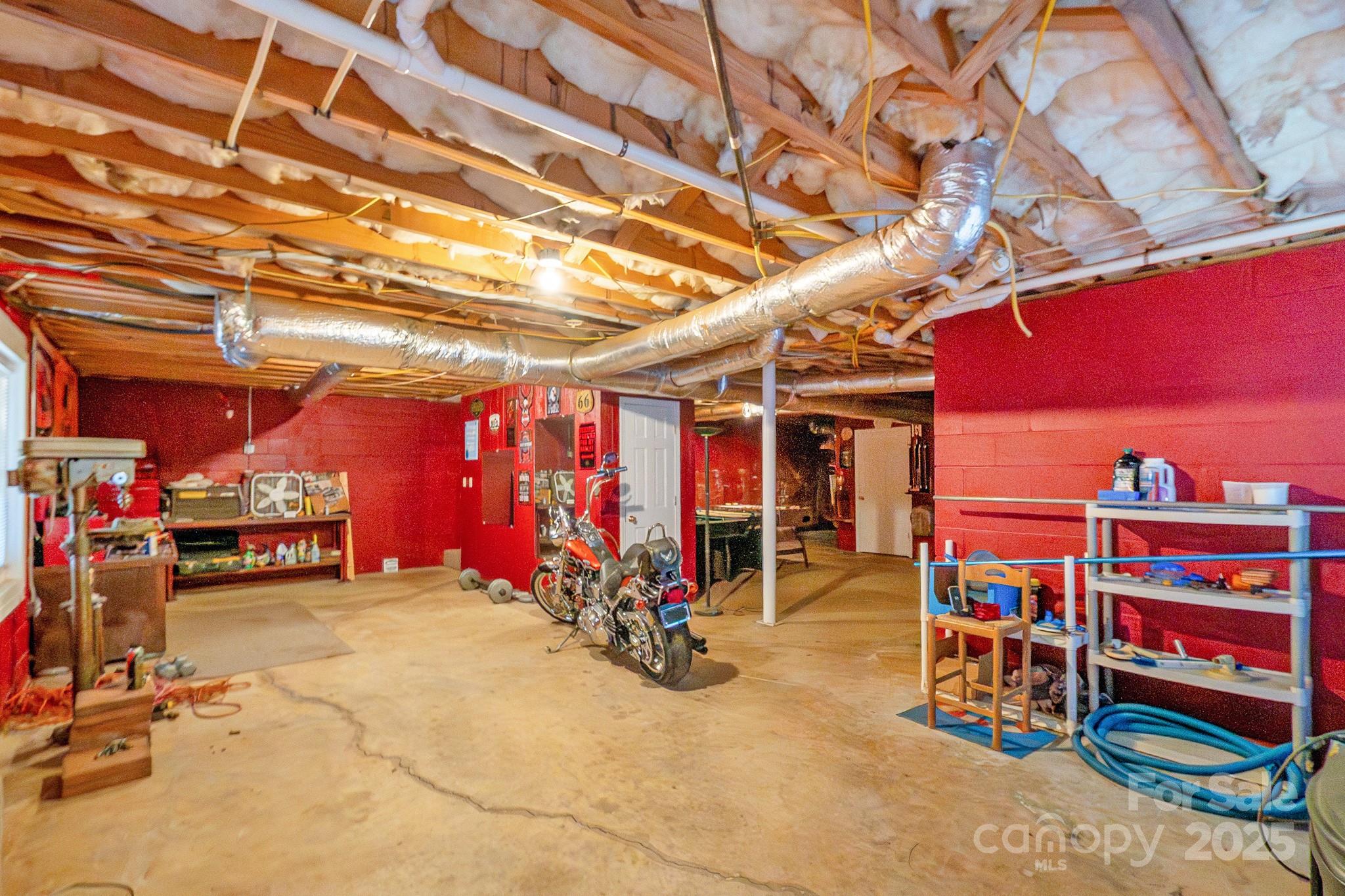 2775 State Rd S-29-285 Lancaster, SC 29720 - Photo 42 of 48 a view of a room with gym equipment