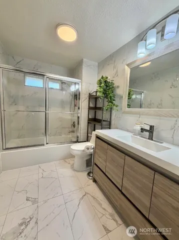 $3,200 | 1149 Sherman Avenue, Port Orchard, WA 98366