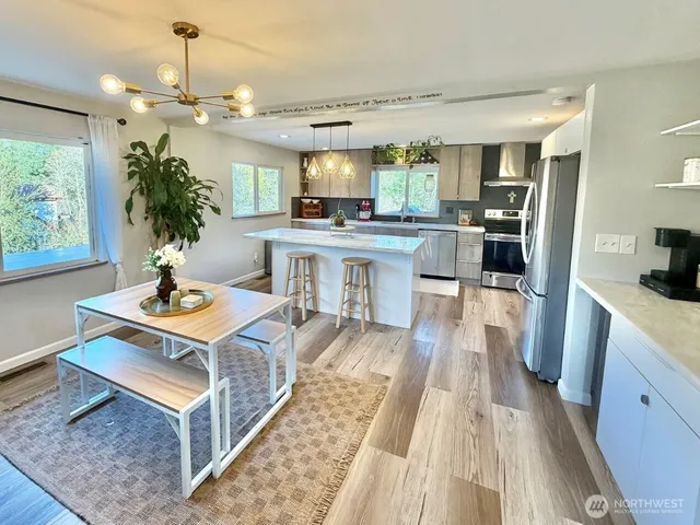 $3,200 | 1149 Sherman Avenue, Port Orchard, WA 98366