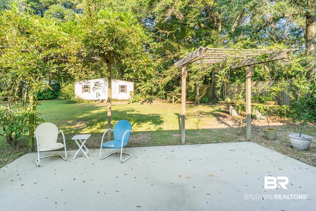 405 Thornton Place Mobile, AL 36609 - Photo 14 of 16