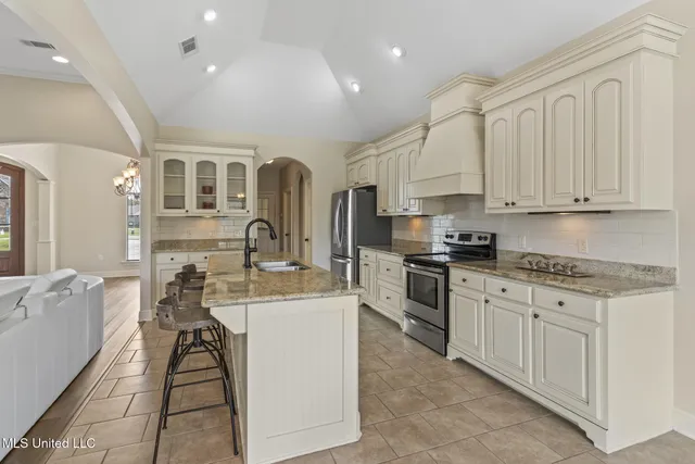 $299,900 | 152 Sunline Drive, Petal, MS 39465