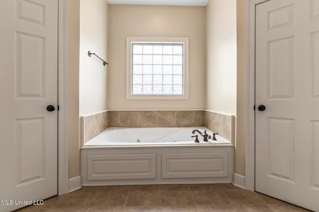 $299,900 | 152 Sunline Drive, Petal, MS 39465