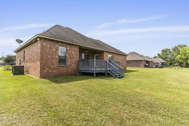 $299,900 | 152 Sunline Drive, Petal, MS 39465