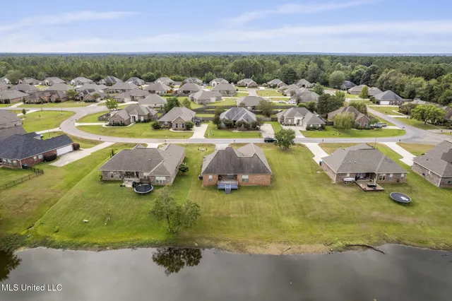 $299,900 | 152 Sunline Drive, Petal, MS 39465