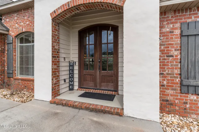 $299,900 | 152 Sunline Drive, Petal, MS 39465