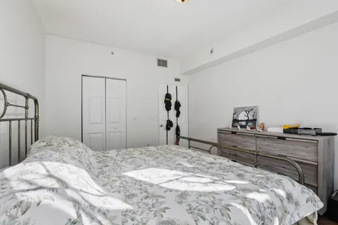 $259,500 | 533 Northeast 3rd Avenue, Unit 321, Fort Lauderdale, FL 33301