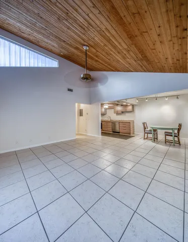 a view of a livingroom with furniture