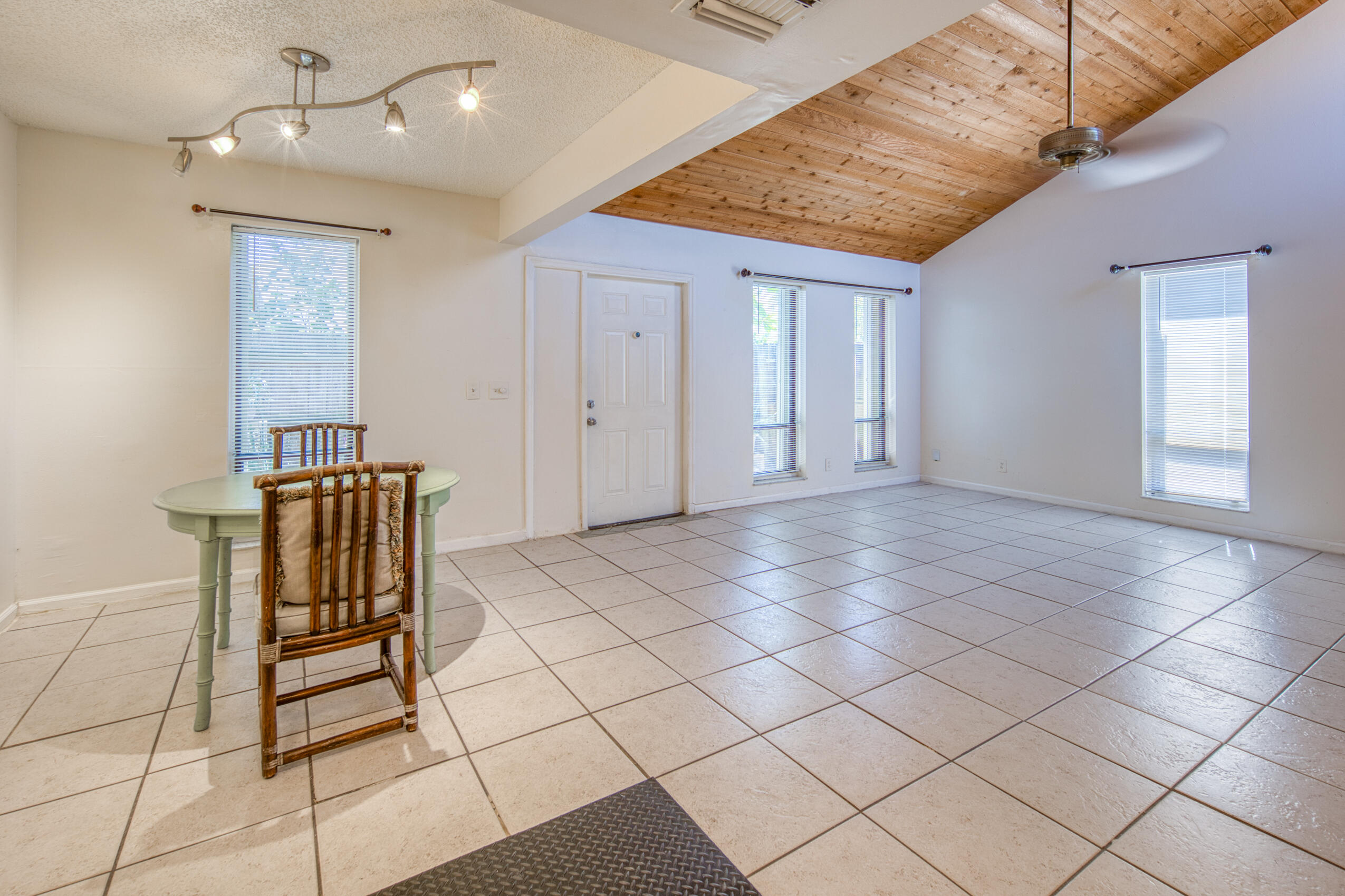 809 North Federal Highway, Unit 3 Lake Worth Beach, FL 33460 - Photo 13 of 31 a view of an empty room and a window