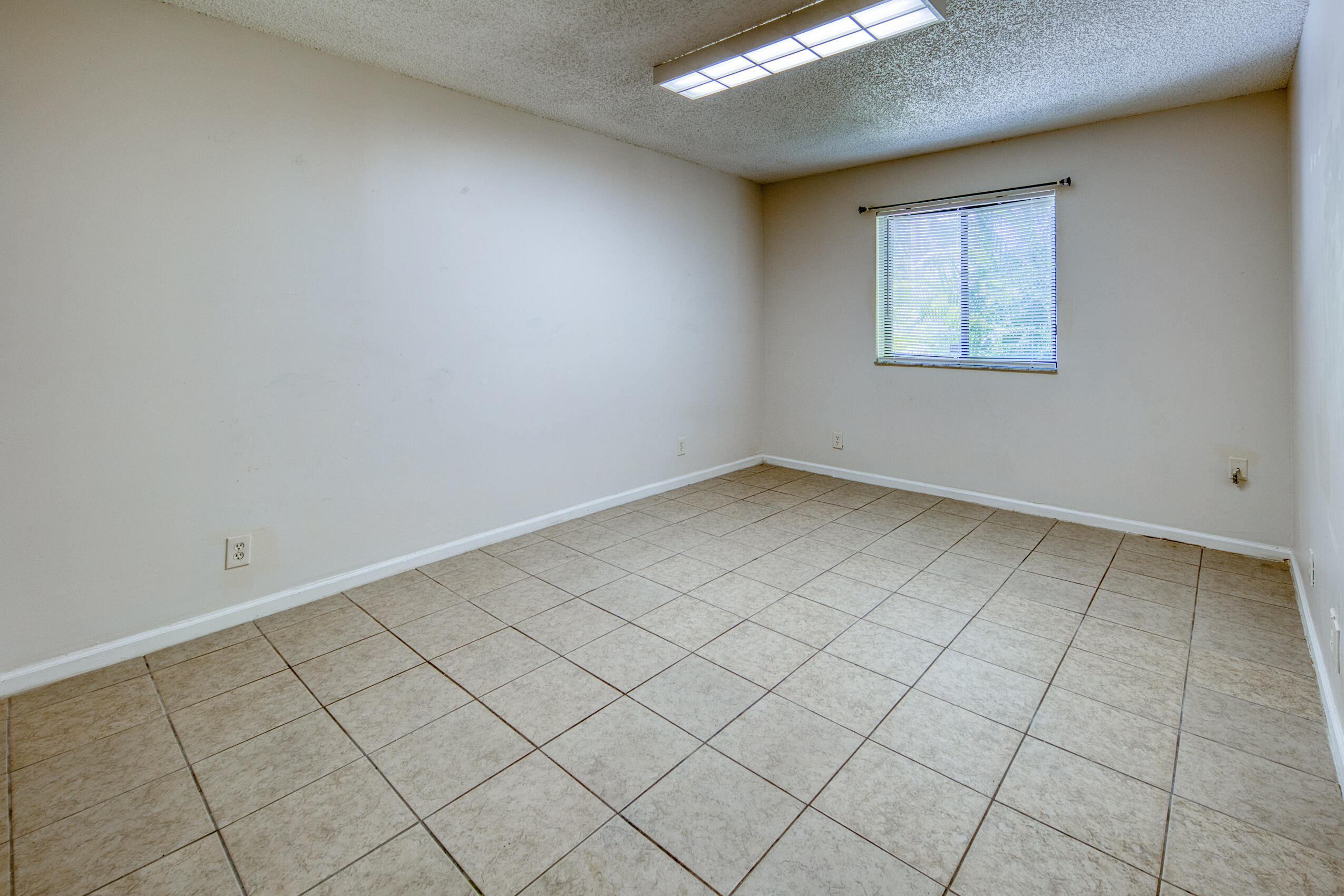 809 North Federal Highway, Unit 3 Lake Worth Beach, FL 33460 - Photo 18 of 31