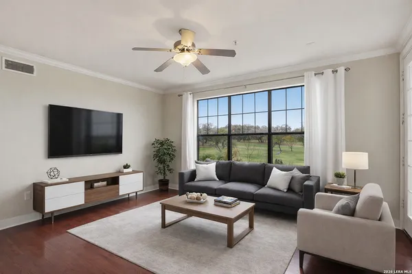 $2,000 | 7342 Oak Manor, Unit 4210, San Antonio, TX 78229