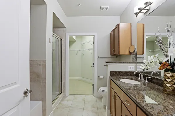 $2,000 | 7342 Oak Manor, Unit 4210, San Antonio, TX 78229