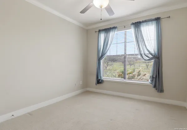 $2,000 | 7342 Oak Manor, Unit 4210, San Antonio, TX 78229