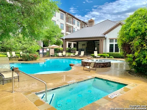 $2,000 | 7342 Oak Manor, Unit 4210, San Antonio, TX 78229