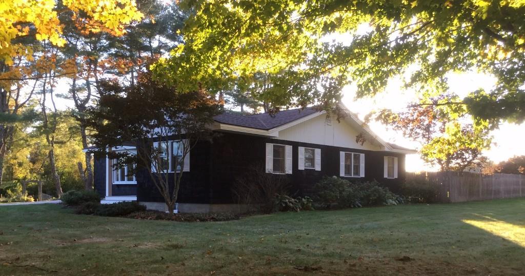 4 Turkey Lane Cumberland Center, ME 04021 - Photo 3 of 29 Side Yard with Enclosed Area for...