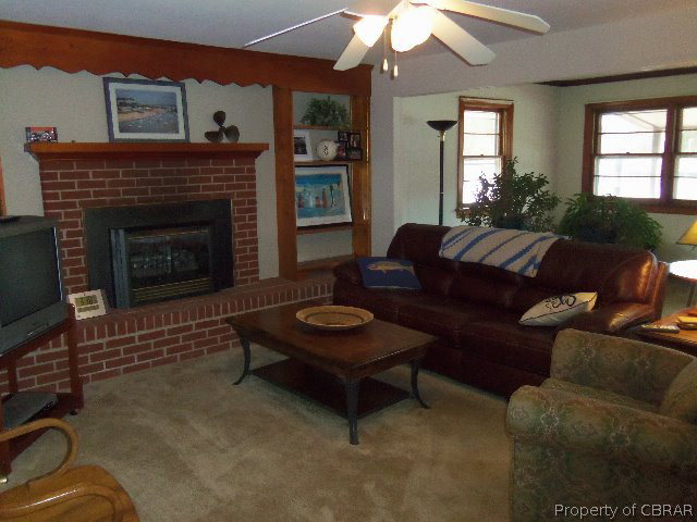 8676 Blakes View Road Hayes, VA 23072 - Photo 4 of 12 Gallery Image 4