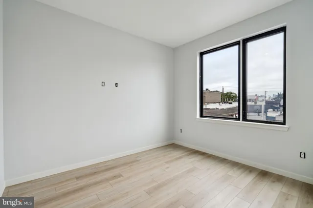 $2,250 | 1112-16 East Berks Street, Unit 102, Philadelphia, PA 19125