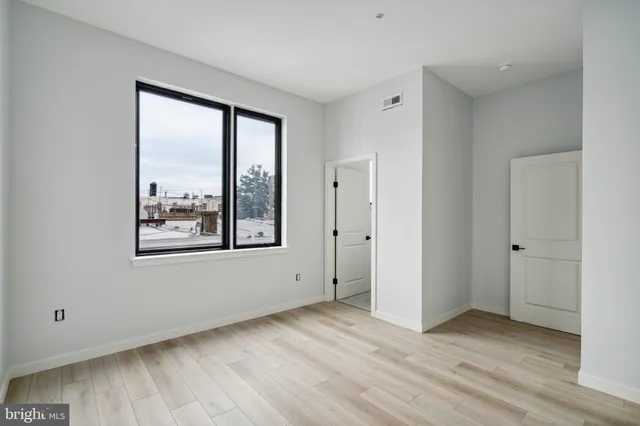 $2,250 | 1112-16 East Berks Street, Unit 102, Philadelphia, PA 19125