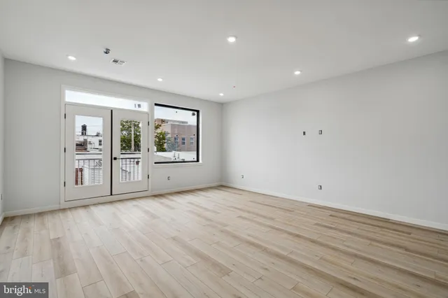 $2,250 | 1112-16 East Berks Street, Unit 102, Philadelphia, PA 19125