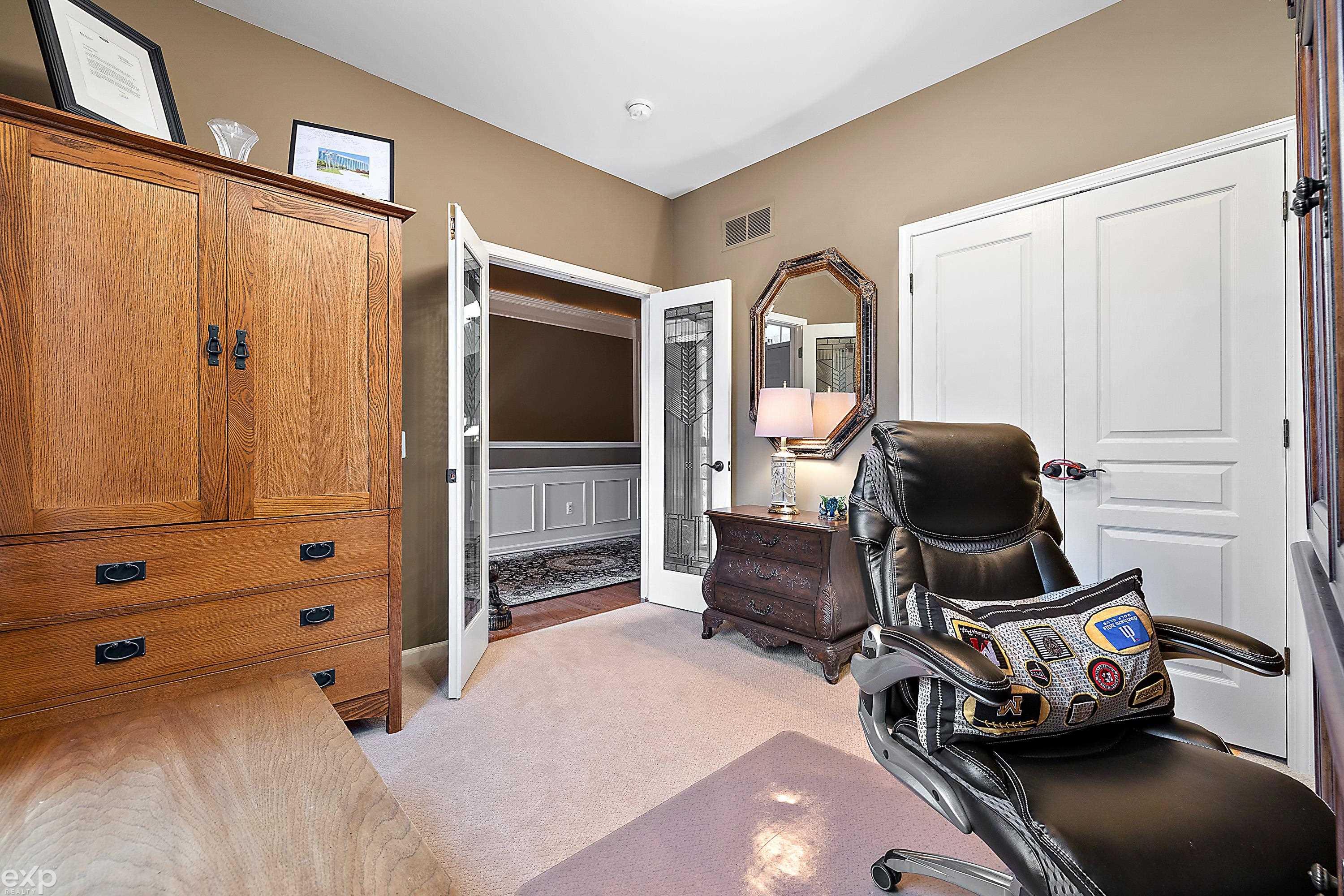 647 Telya Ridge Milford, MI 48381 - Photo 12 of 56 50126626-11.JPG