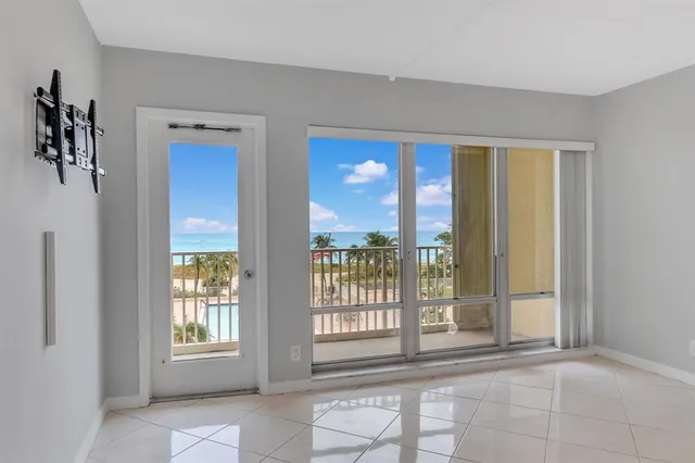 $494,900 | 750 North Ocean Boulevard, Unit 408, Pompano Beach, FL 33062