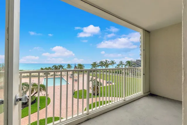 $494,900 | 750 North Ocean Boulevard, Unit 408, Pompano Beach, FL 33062