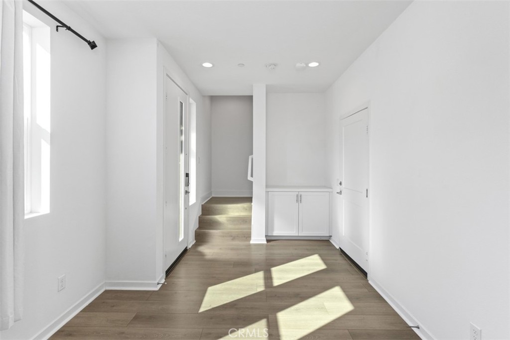 109 Mirth Irvine, CA 92618 - Photo 5 of 43