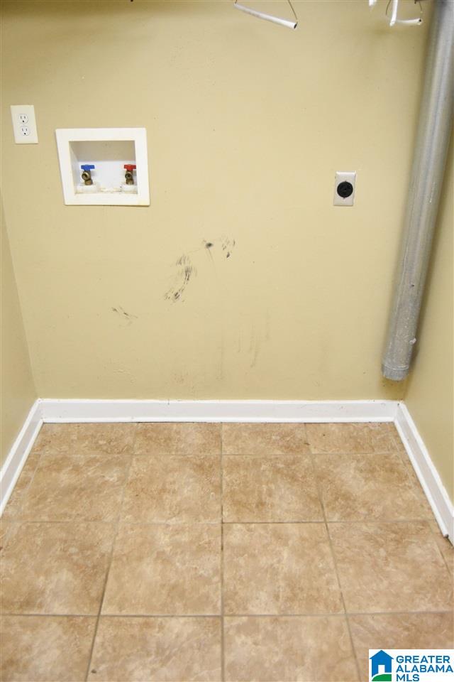 565 Morton Road Anniston, AL 36205 - Photo 16 of 29
