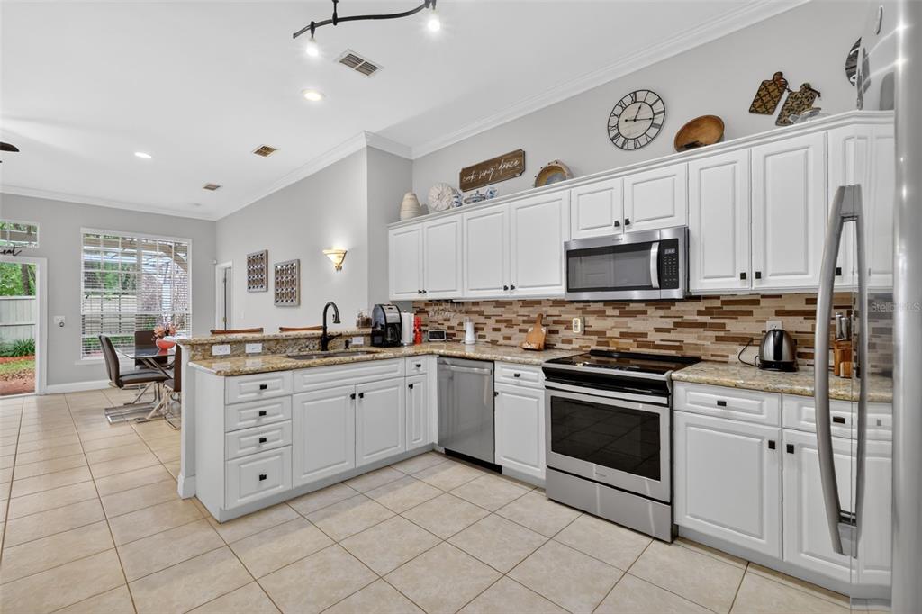 5108 Southwest 103 Way Gainesville, FL 32608 - Photo 15 of 35