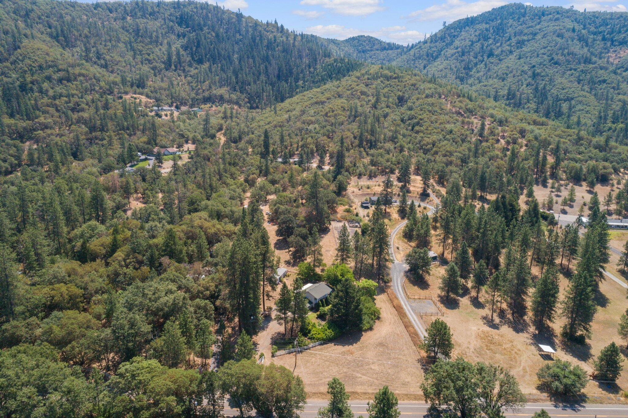946 Wards Creek Road Rogue River, OR 97537 - Photo 49 of 56 8-web-or-mls-DJI_0047