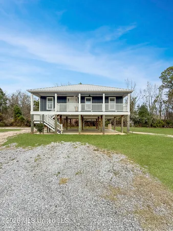 $250,000 | 10501 Pin Oak Drive, Biloxi, MS 39532