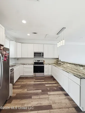 $250,000 | 10501 Pin Oak Drive, Biloxi, MS 39532
