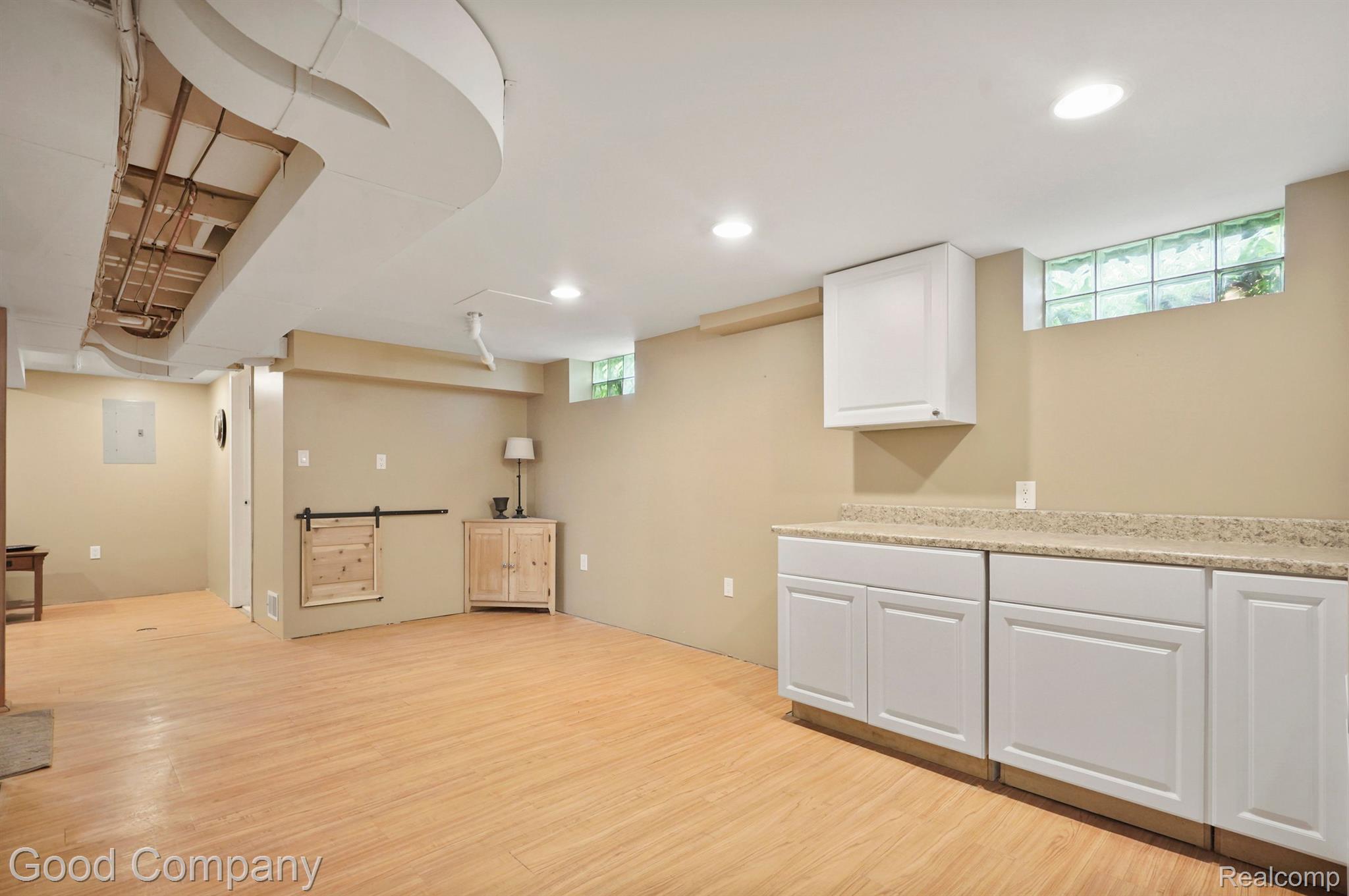1249 Harvard Road Berkley, MI 48072 - Photo 27 of 34 Gallery Image 27