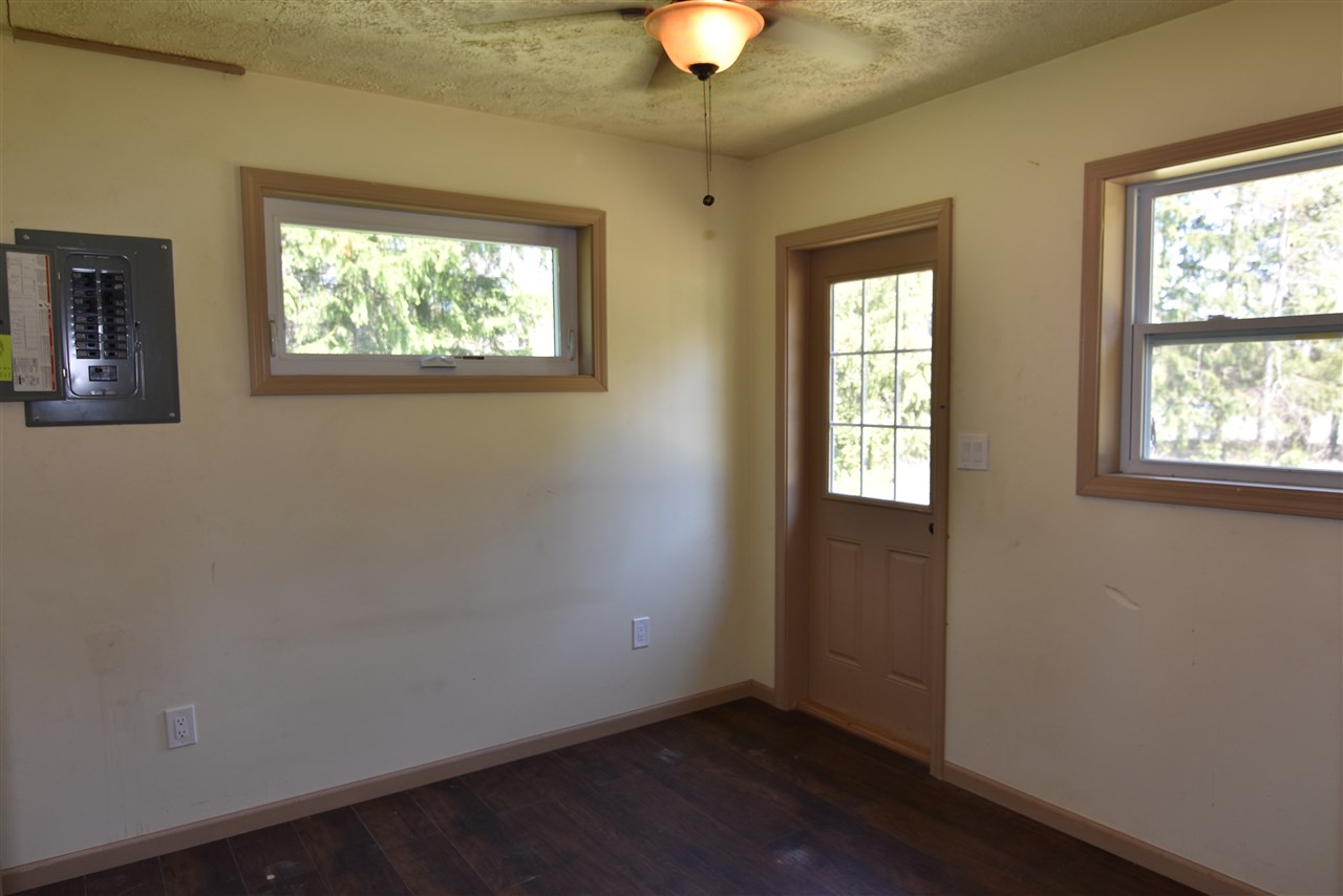 6628 North 39 Road Manton, MI 49663 - Photo 12 of 34 1909041-11.JPG