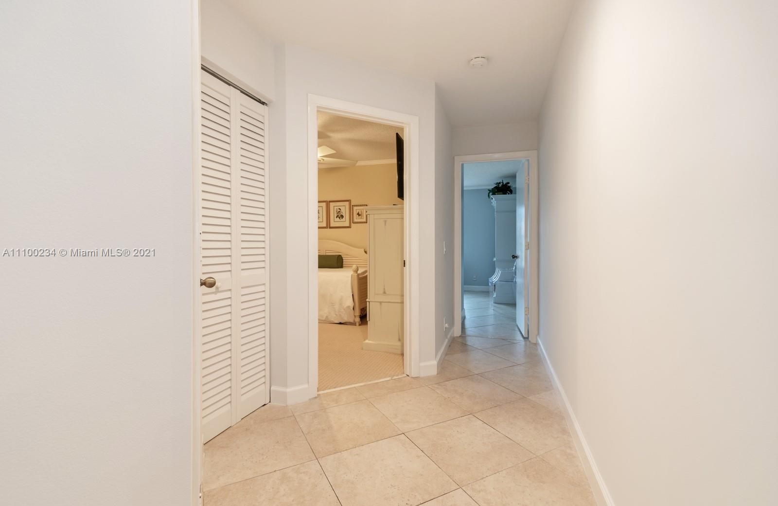 207 Cameron Court Weston, FL 33326 - Photo 28 of 35 a view of a bathroom with a bathroom