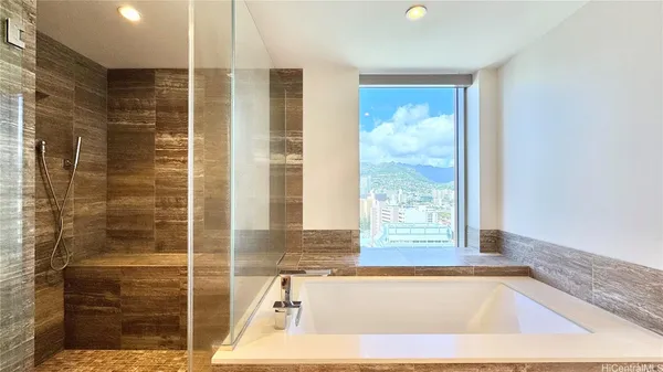 $6,800 | 1555 Kapiolani Boulevard, Unit 2008, Honolulu, HI 96814