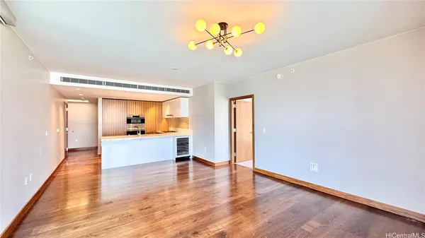 $6,800 | 1555 Kapiolani Boulevard, Unit 2008, Honolulu, HI 96814