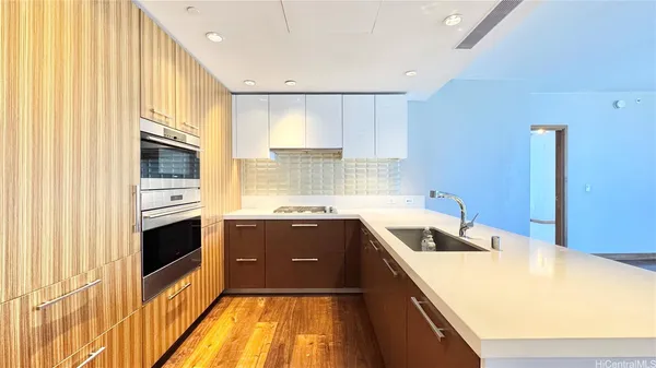 $6,800 | 1555 Kapiolani Boulevard, Unit 2008, Honolulu, HI 96814