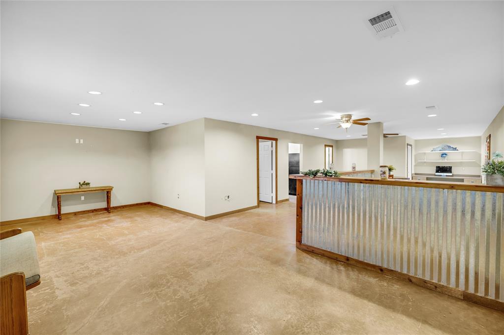 4031 Burleson Retta Road Burleson, TX 76028 - Photo 23 of 40 Guest Quarters living area.